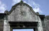 friar_gate35.jpg (84568 bytes)