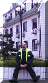 me_at_hotel.jpg (60337 bytes)